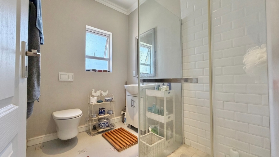 3 Bedroom Property for Sale in Gordons Bay Village Western Cape